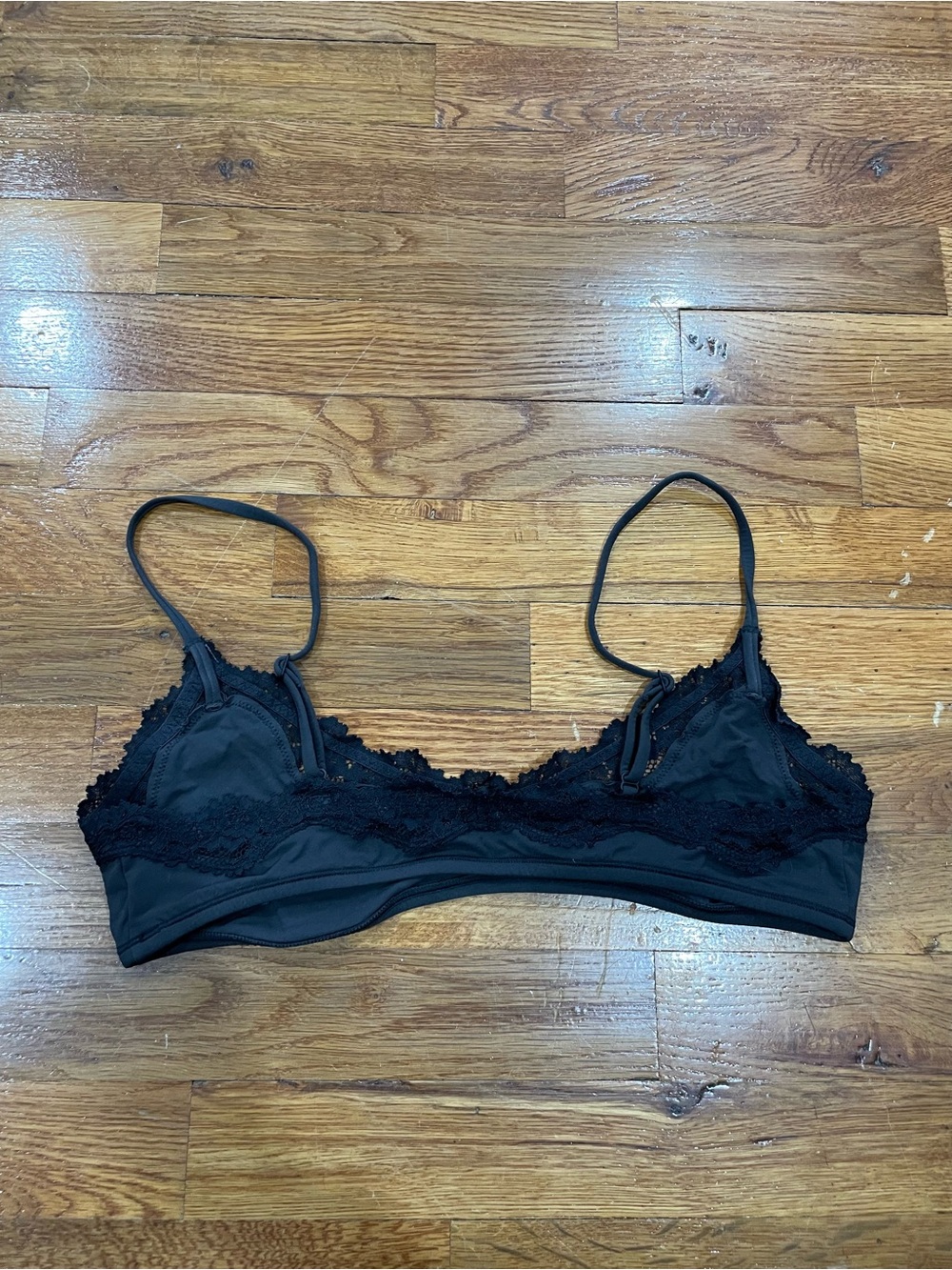 SKIMS Black Lace Trim Scoop Bralette - Women Intimates & Sleepwear - Picture 2 of 3